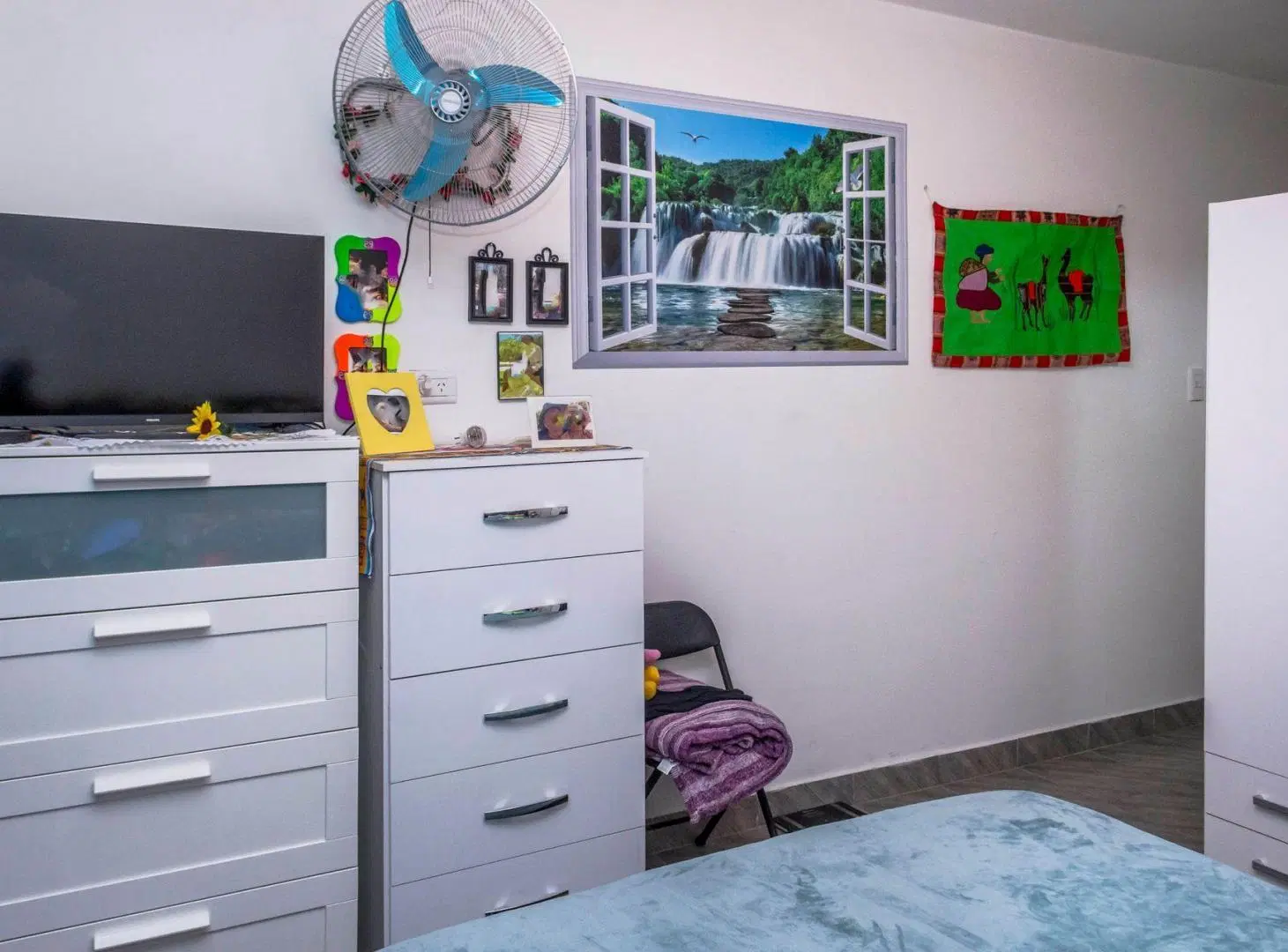 CASA 2 DORMITORIOS VENTA BARRIO LA LOMA 5