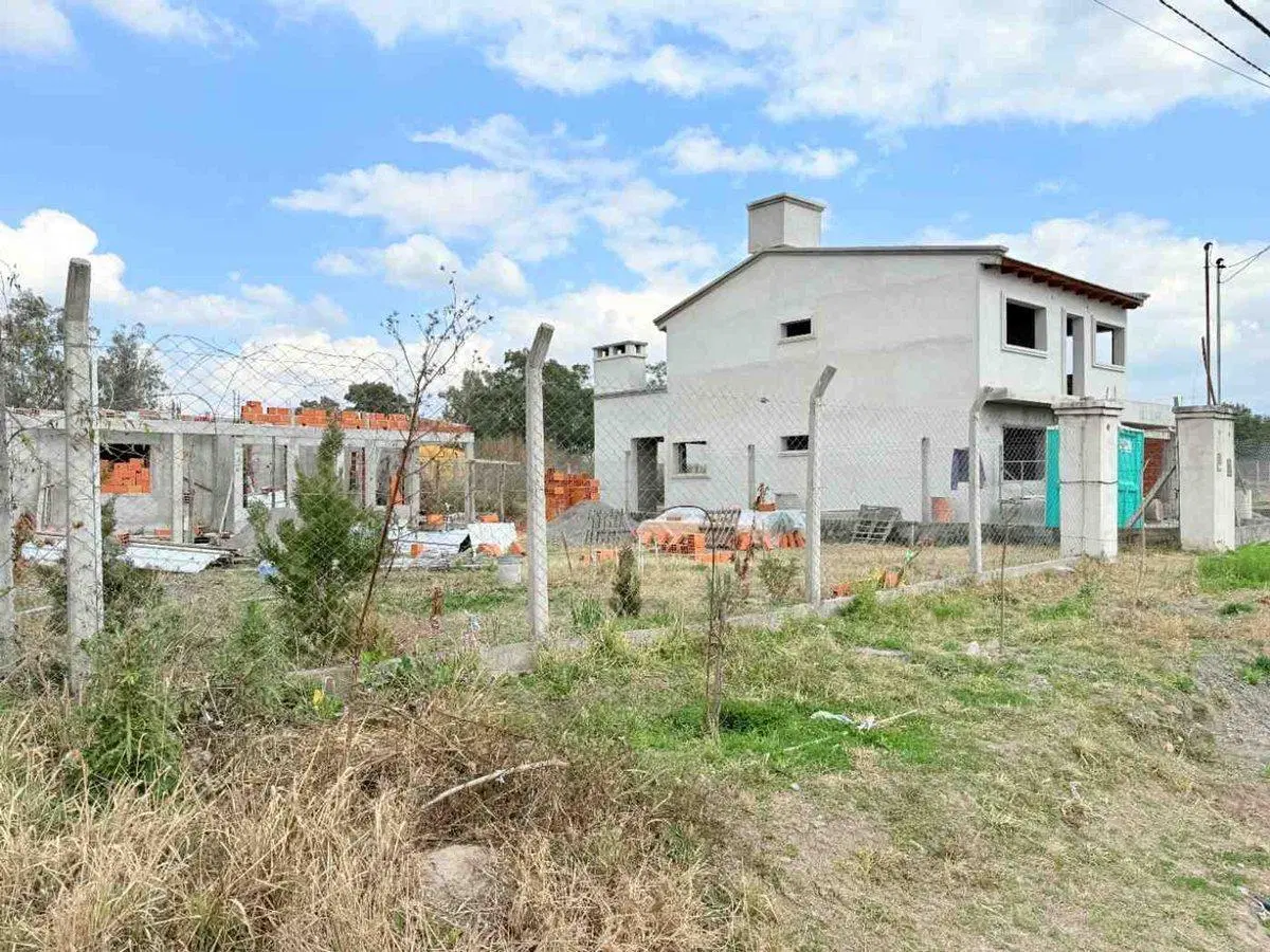 CASA 2 DORM VENTA RETOÑOS DE COLON EN CONTRUCCION 2