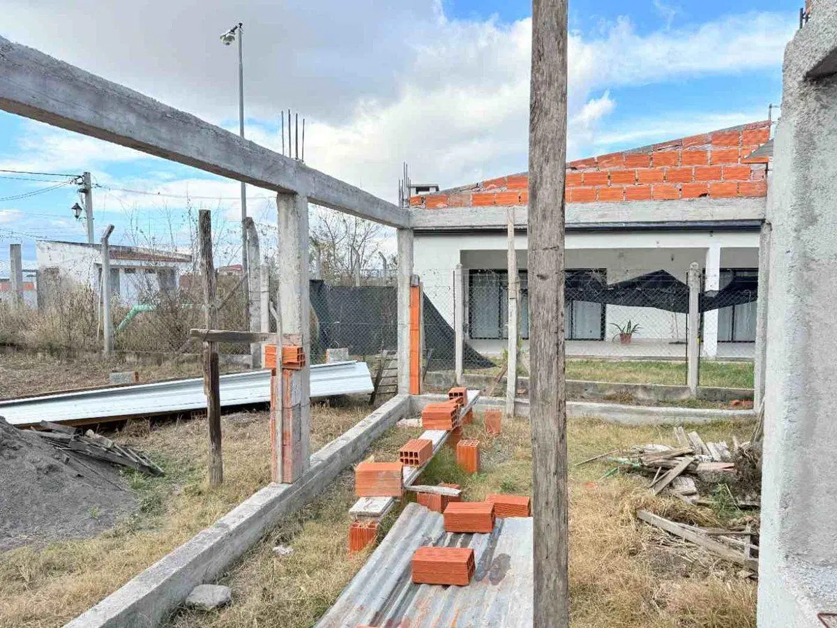 CASA 2 DORM VENTA RETOÑOS DE COLON EN CONTRUCCION 4