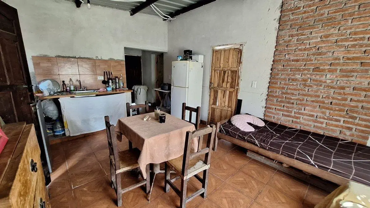 CASA 1 DORMITORIOS VENTA LA CALDERILLA SOBRE RN 9 5