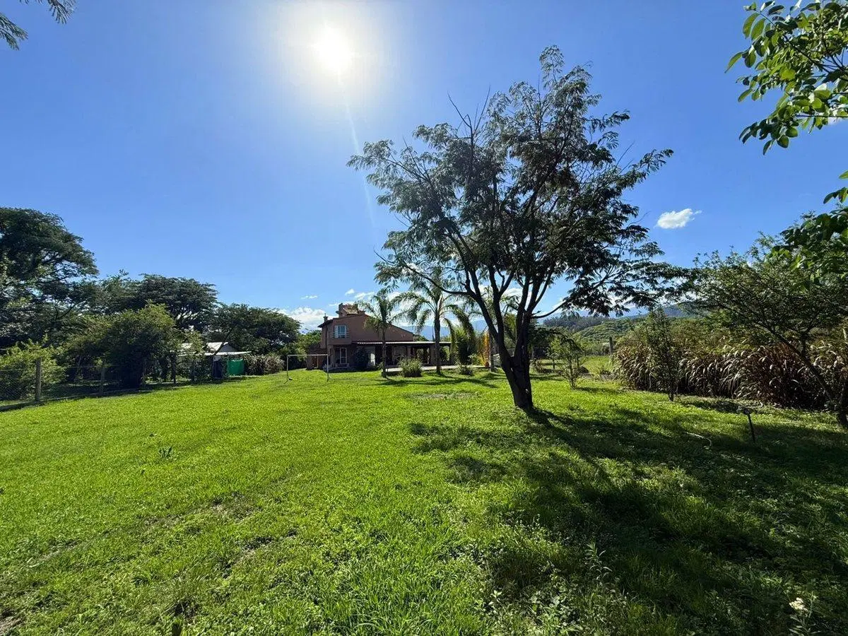 CASA 3 DORMITORIOS VENTA SAN LUIS CON PILETA 5
