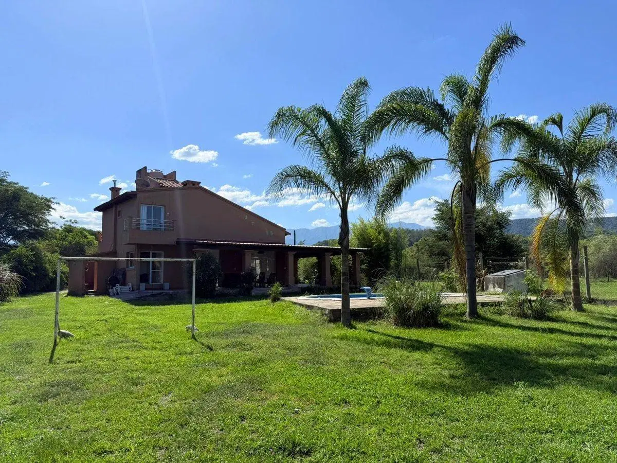 CASA 3 DORMITORIOS VENTA SAN LUIS CON PILETA 4