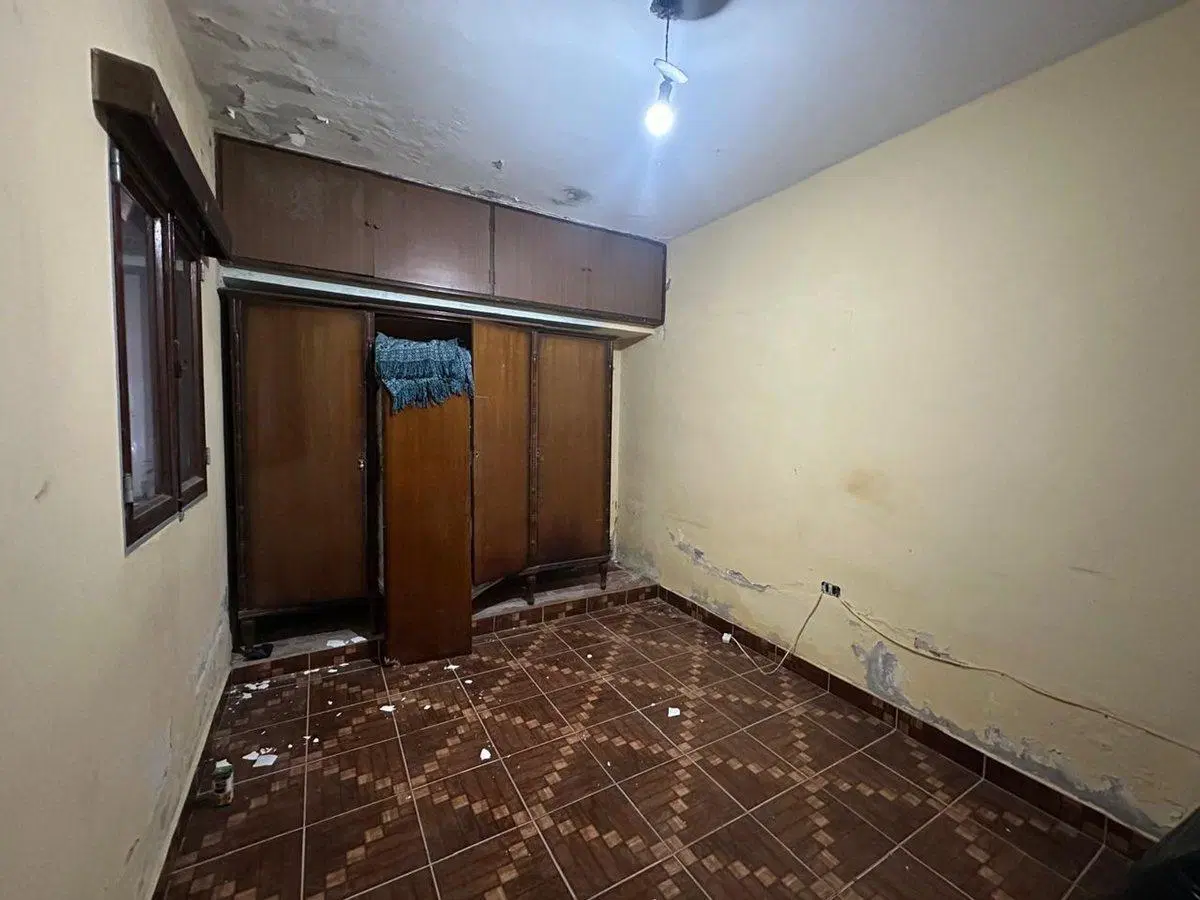CASA VENTA A REFACCIONAR + DPTO EN MACROCENTRO 8