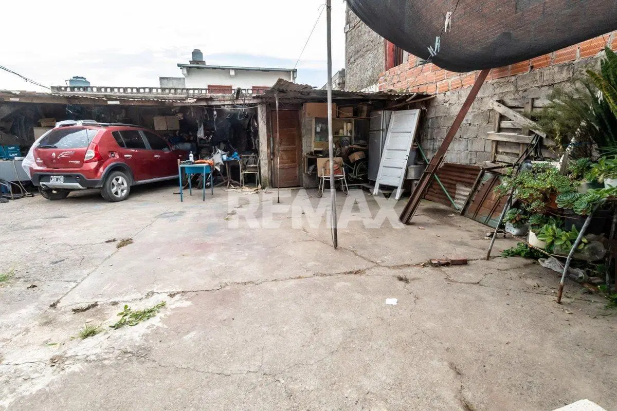 CASA 3 DORM MAS DEPARTAMENTO VENTA ZONA SUR 4