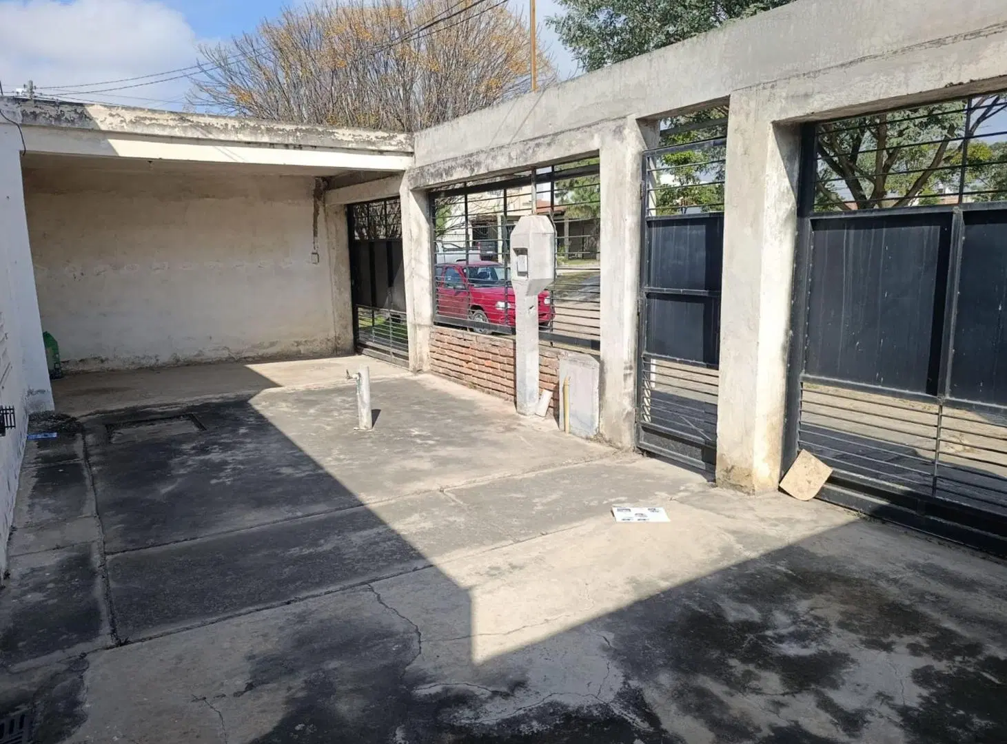CASA EN ALQUILER BARRIO EL HUAICO SEMIAMOBLADA 2