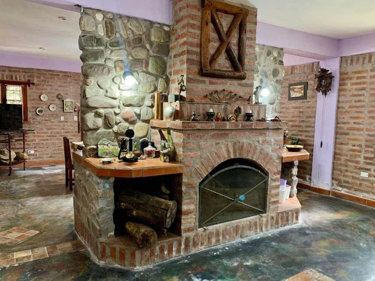 CASA 5 DORMITORIOS VENTA CAMPO QUIJANO CON PILETA 8