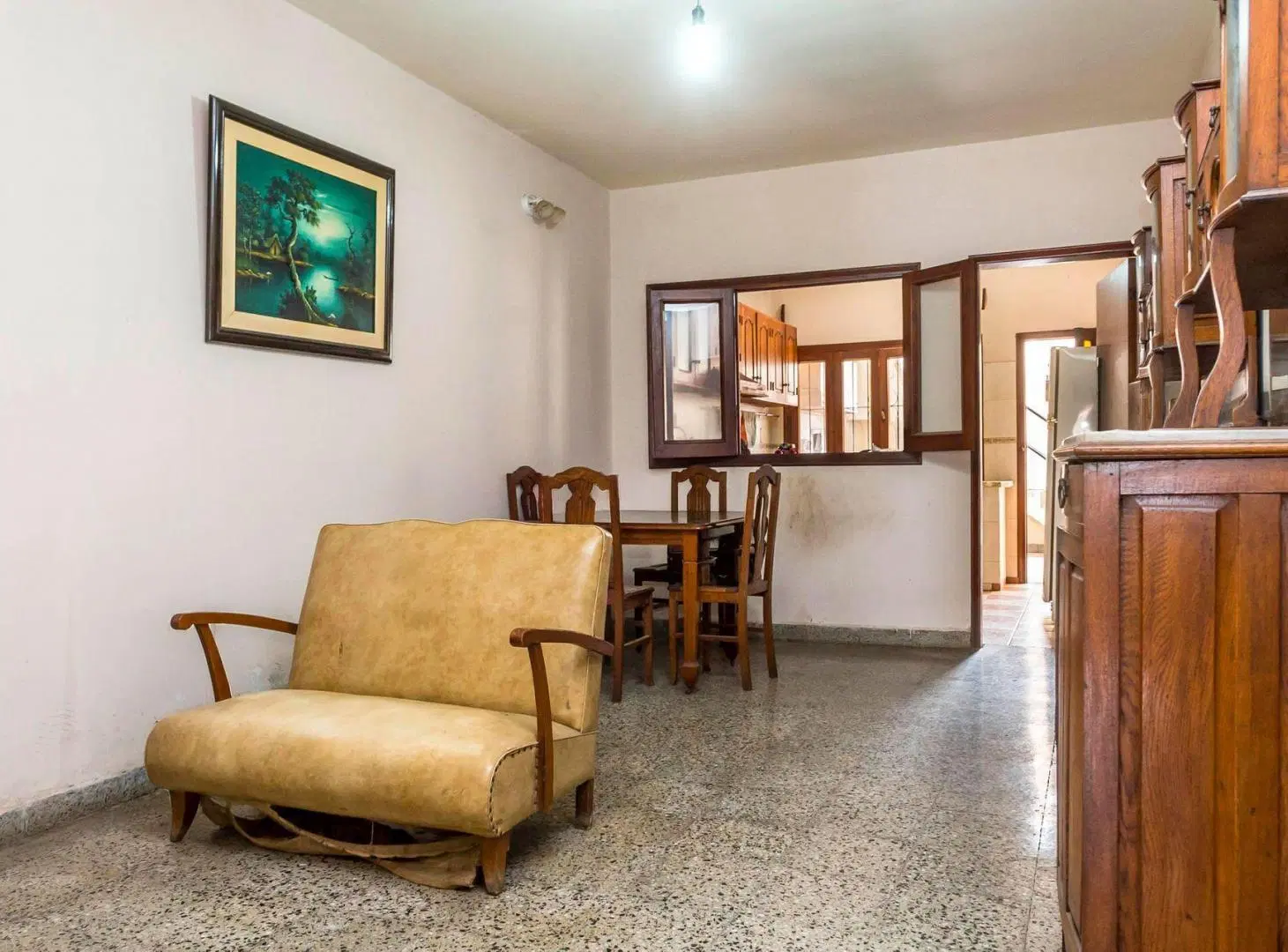 CASA EN VENTA C/ COCHERA + 3 DEPTOS EN MACROCENTRO 3