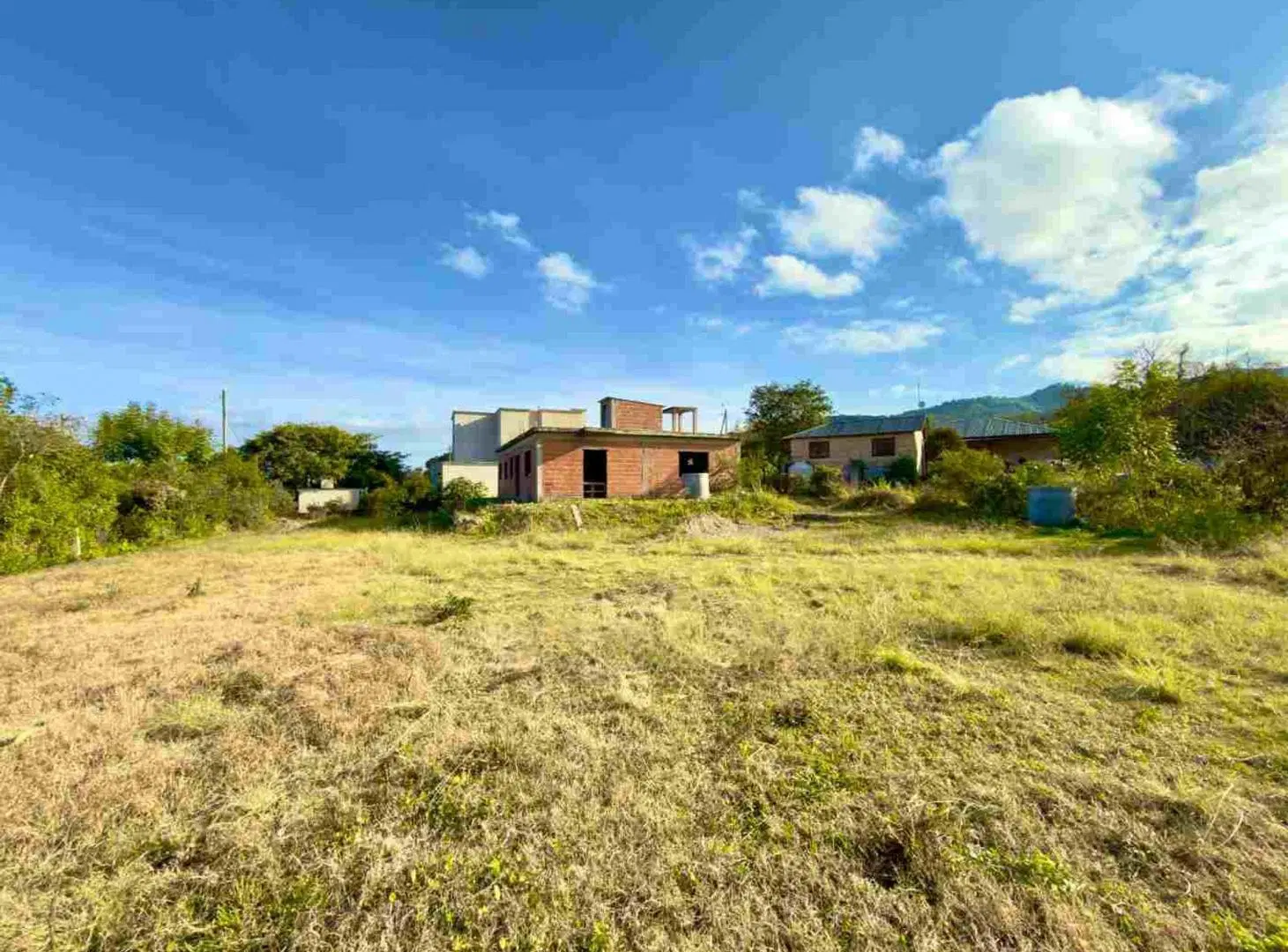 CASA EN VENTA EN CONSTRUCCION VAQUEROS 3 DORM 4