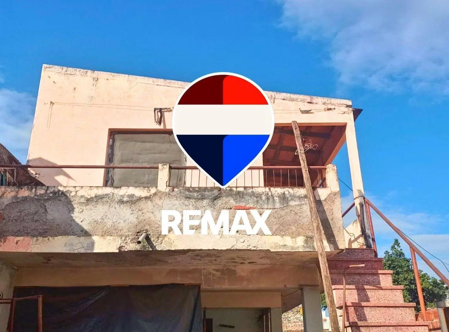 CASA EN VENTA A REFACCIONAR MACROCENTRO 2