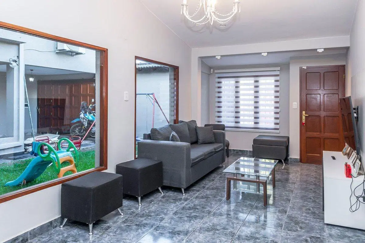 CASA 7 DORMITORIOS VENTA ZONA MACROCENTRO 4