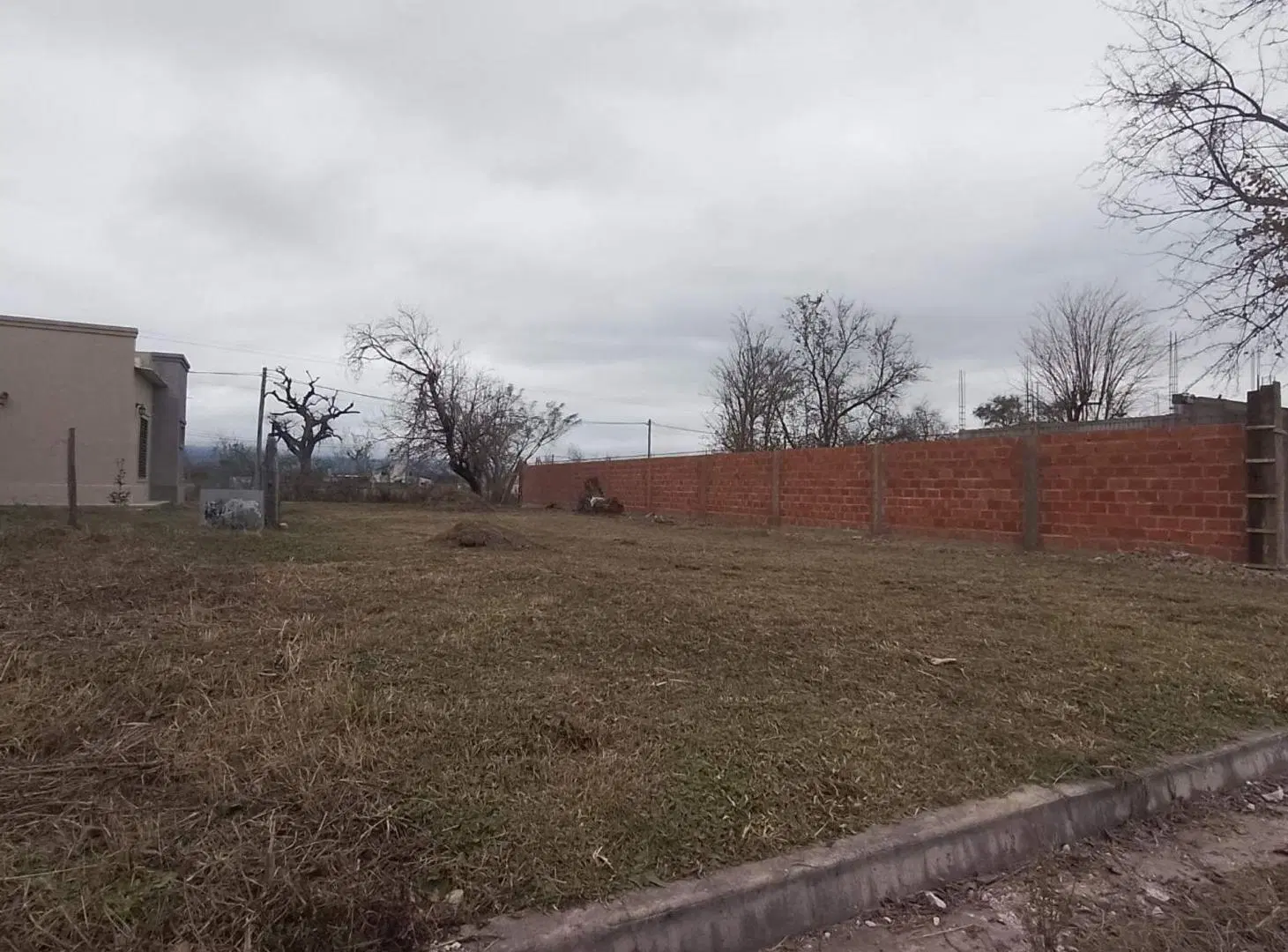 TERRENO VENTA TIERRA MIA CIRCUNVALACION OESTE 8