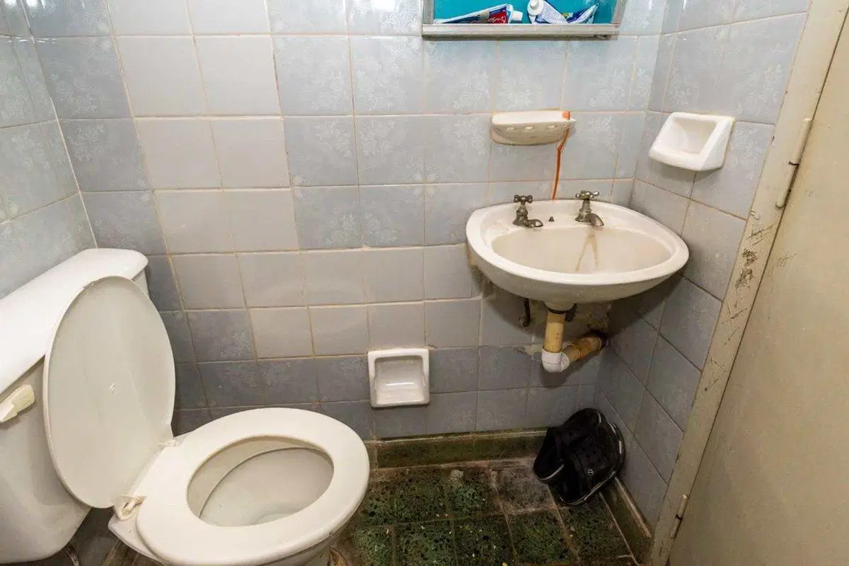 CASA VENTA 5 DORMITORIOS MACROCENTRO 2