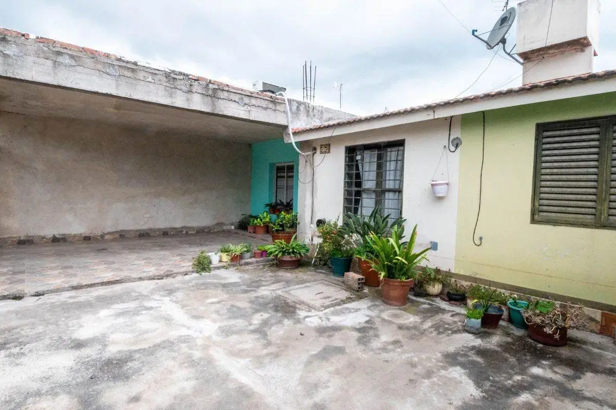 CASA 2 DORMITORIOS VENTA PINARES CERRILLOS 4