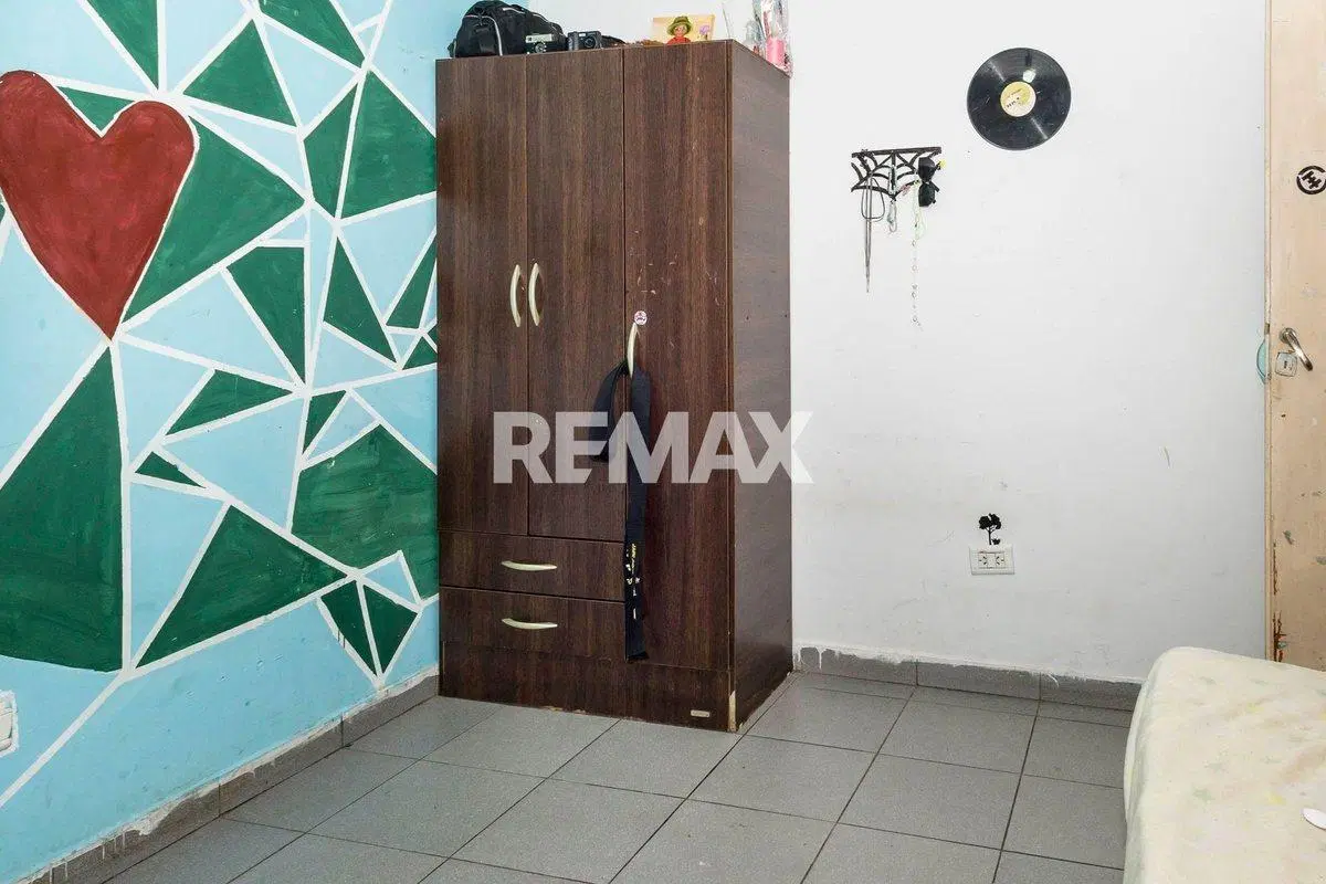 CASA 3 DORM + LOCAL VENTA VILLA SANTA ANA ZONA SUR 8