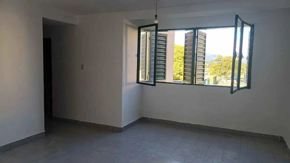 DEPARTAMENTO VENTA EN B° JUAN PABLO II ZONA SUR 3