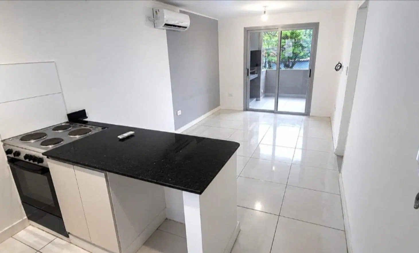 MONOAMBIENTE EN ALQUILER DEAN FUNES 1243 5