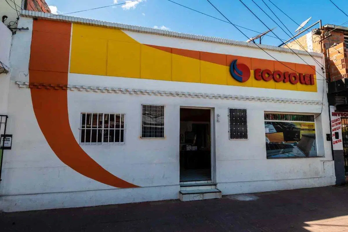 CASA 2 DORMITORIOS VENTA ZONA MACROCENTRO C/LOCAL 2