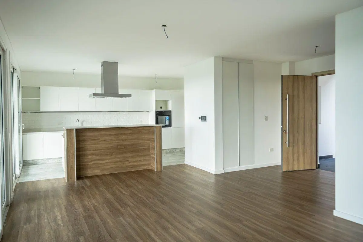 DUPLEX DE 2 DORMITORIOS EN VENTA EN SAN LORENZO 4