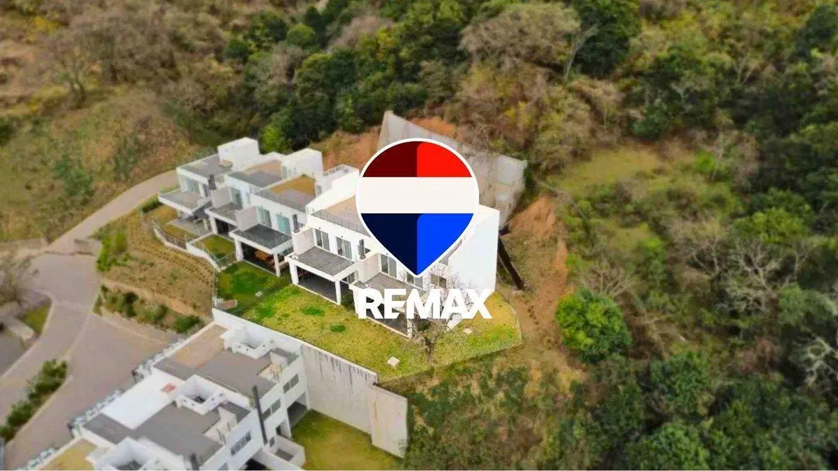 DUPLEX DE 2 DORMITORIOS EN VENTA EN SAN LORENZO 2