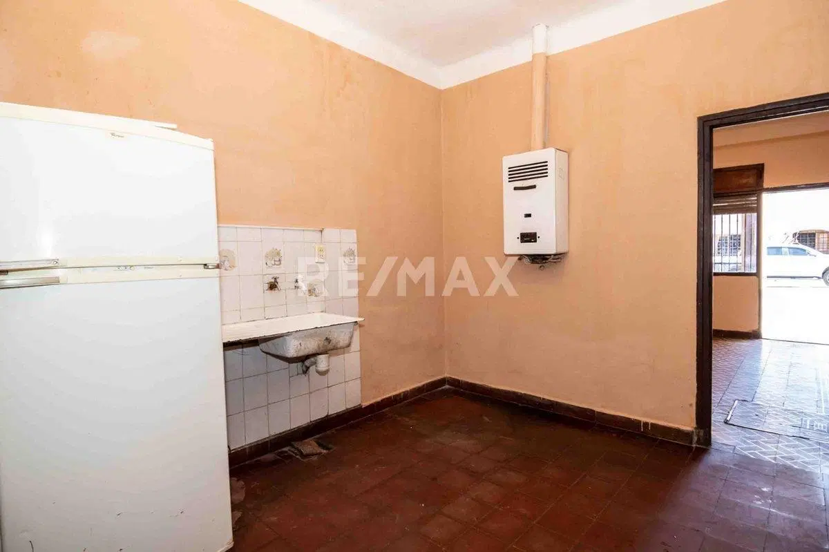 CASA VENTA MACROCENTRO 4 DORMITORIOS 4