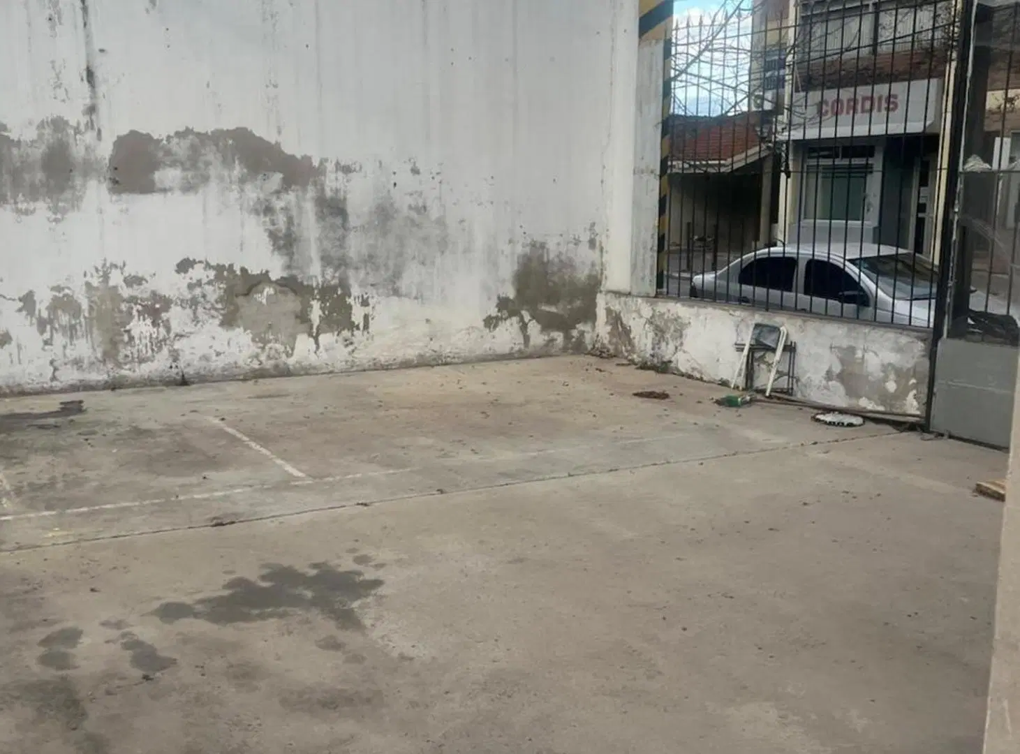 GALPON PLAYA DE ESTACIONAMIENTO VENTA MACROCENTRO 2
