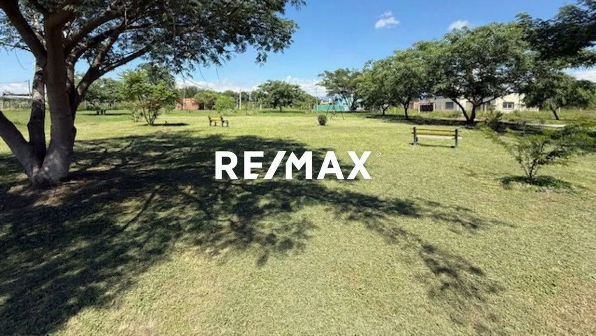 TERRENO ESQUINA EN VENTA LOS NOGALES CERRILLOS 2