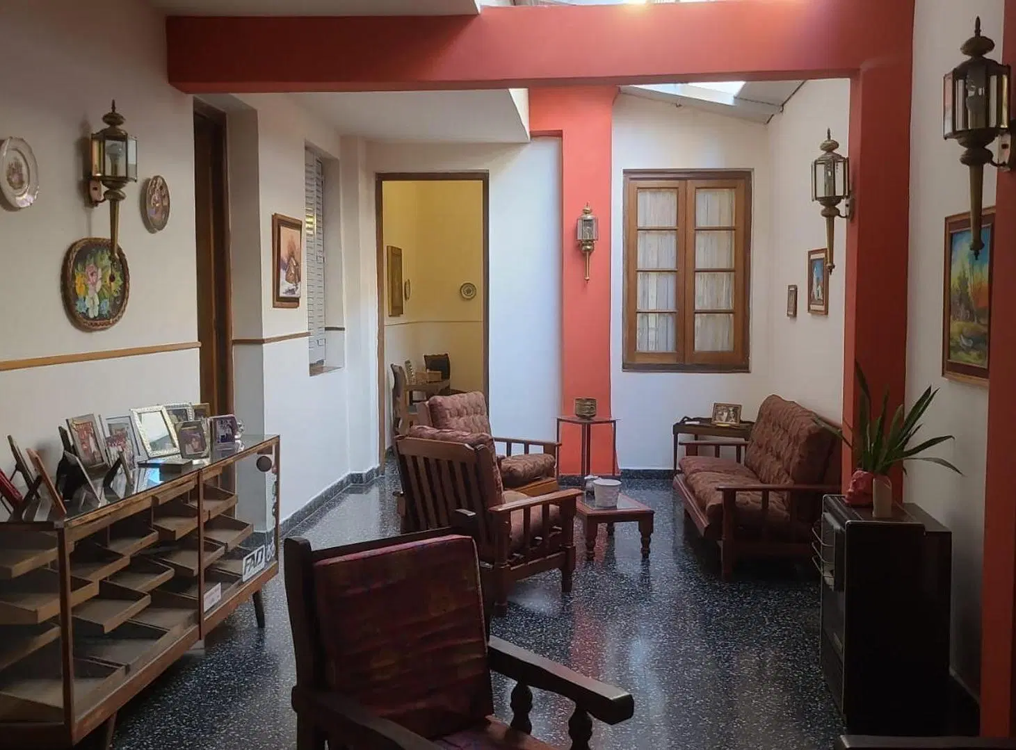 CASA VENTA CON LOCAL COMERCIAL CENTRO 2