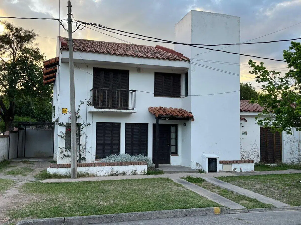 CASA EN VENTA TRES CERRITOS APTA CREDITO 3