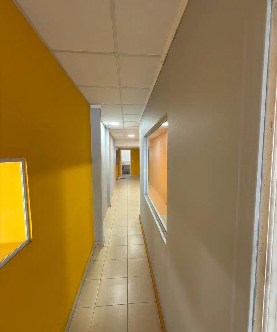 LOCAL COMERCIAL EN ALQUILER ZONA SHOPPING LOCAL B 8