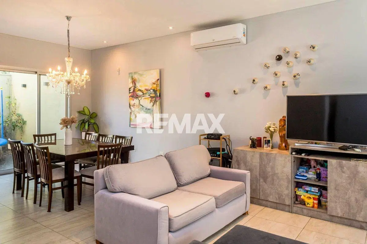 CASA EN VENTA TRES CERRITOS 3 DORM 2 COCHERAS 3
