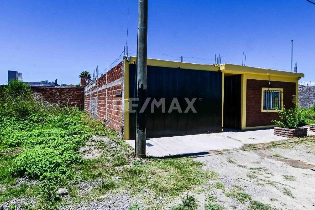 CASA VENTA O PERMUTA B LA ALDEA 2 DOM CON PILETA 8