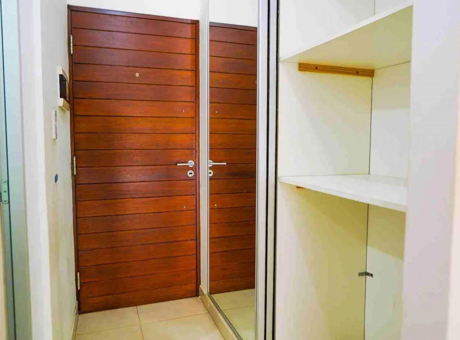 MONOAMBIENTE EN ALQUILER ZONA SHOPPING ALTO NOA 5
