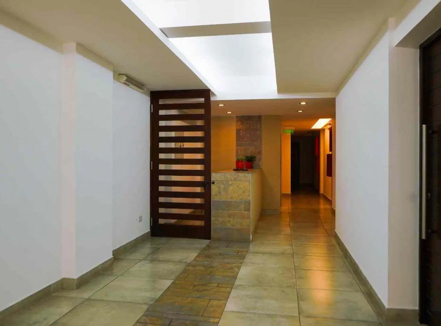 MONOAMBIENTE EN ALQUILER ZONA SHOPPING ALTO NOA 2