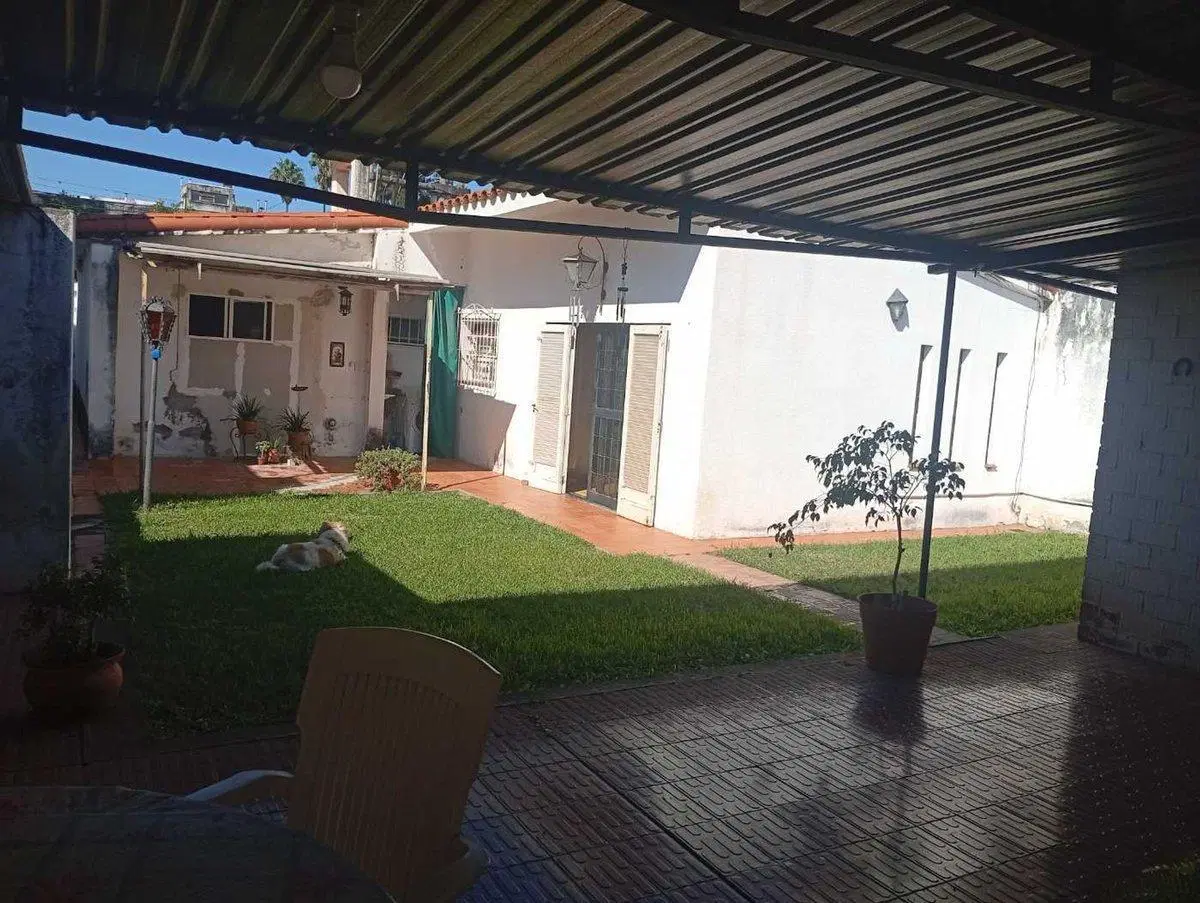 CASA EN VENTA MACROCENTRO 8