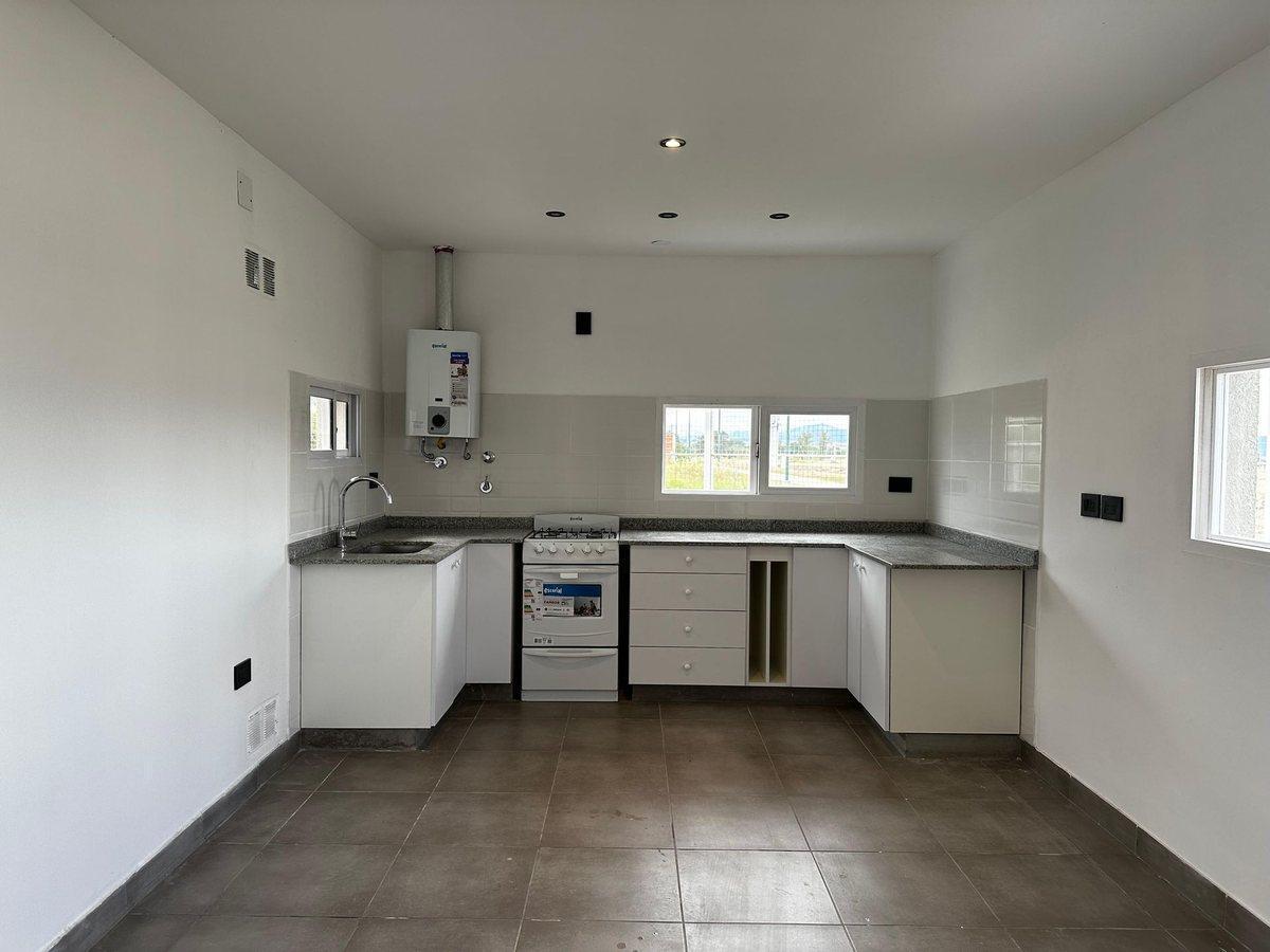 Foto de CASA A LA VENTA EN VIA AURELIA A ESTRENAR, imagen 5