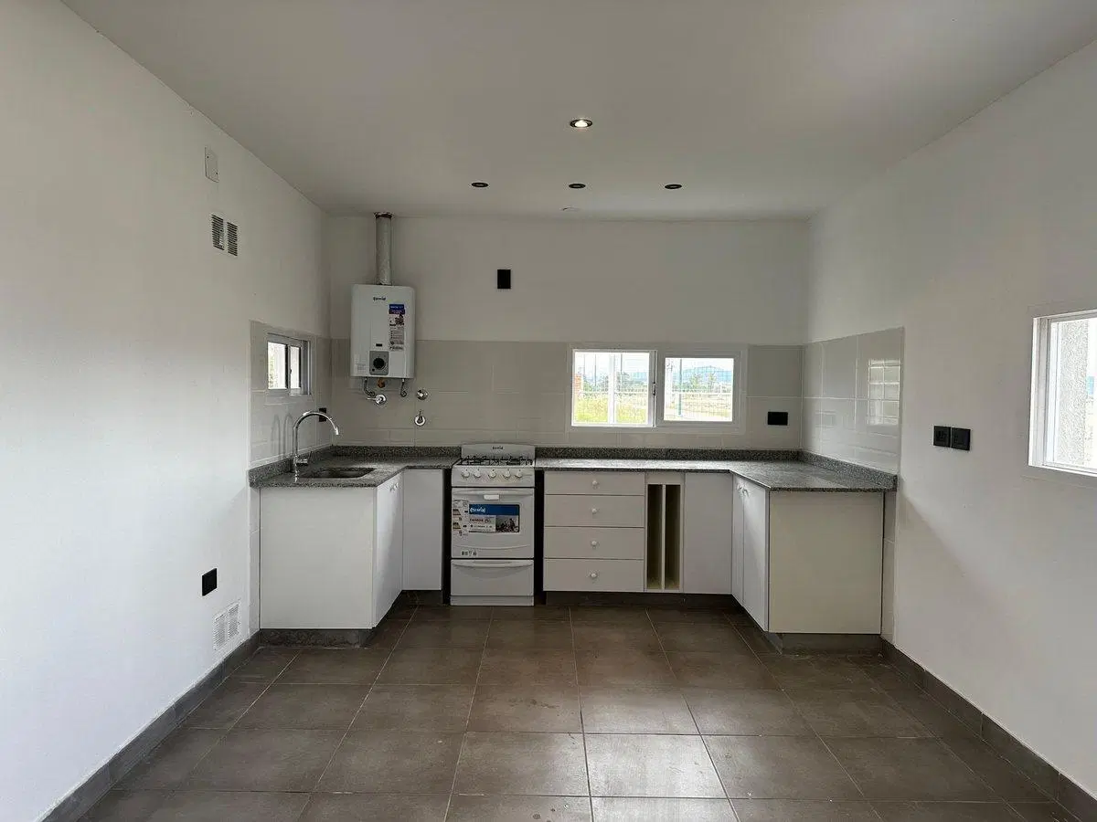 CASA A LA VENTA EN VIA AURELIA A ESTRENAR 5