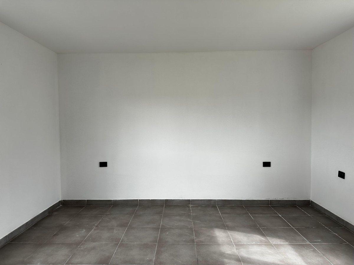 Foto de CASA A LA VENTA EN VIA AURELIA A ESTRENAR, imagen 2