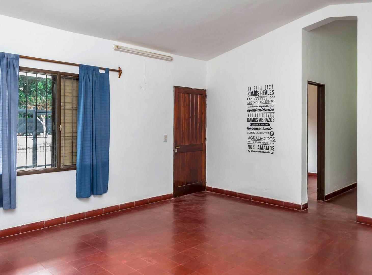 Foto de CASA VENTA CIUDAD DEL MILAGRO ZONA UNSA 3 DORM, imagen 3