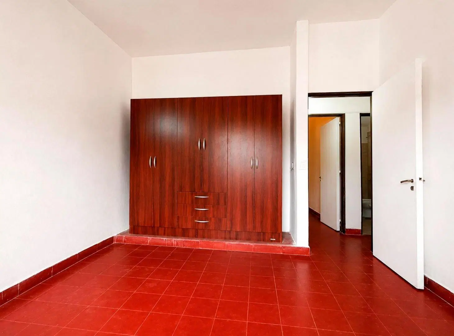 CASA VENTA CIUDAD DEL MILAGRO ZONA UNSA 3 DORM 8
