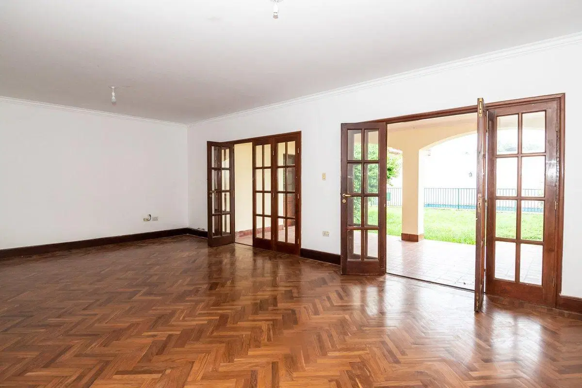 CASA EN VENTA TRES CERRITOS 3 DORM PRIMERA ROTONDA 4