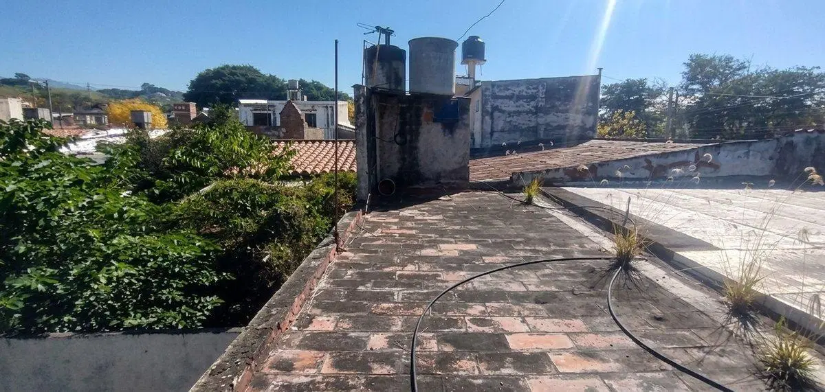 CASA VENTA C/GALPON Y LOCAL A REMODELAR 5