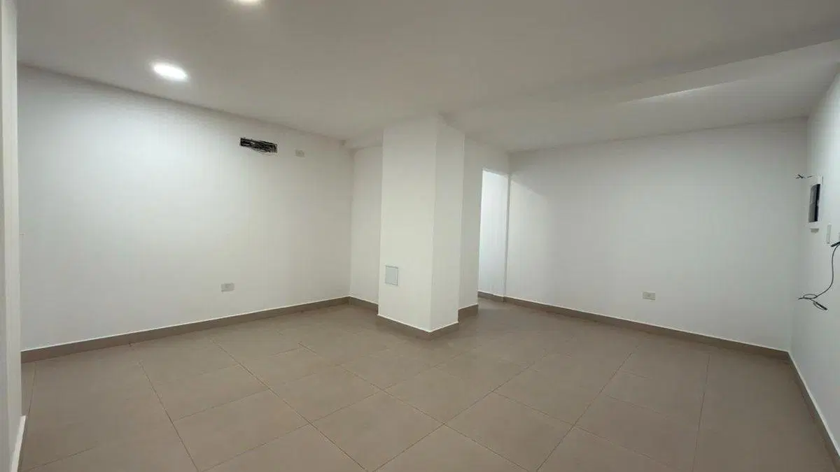 LOCAL COMERCIAL EN ALQUILER 50 MTS2 MACROCENTRO 5