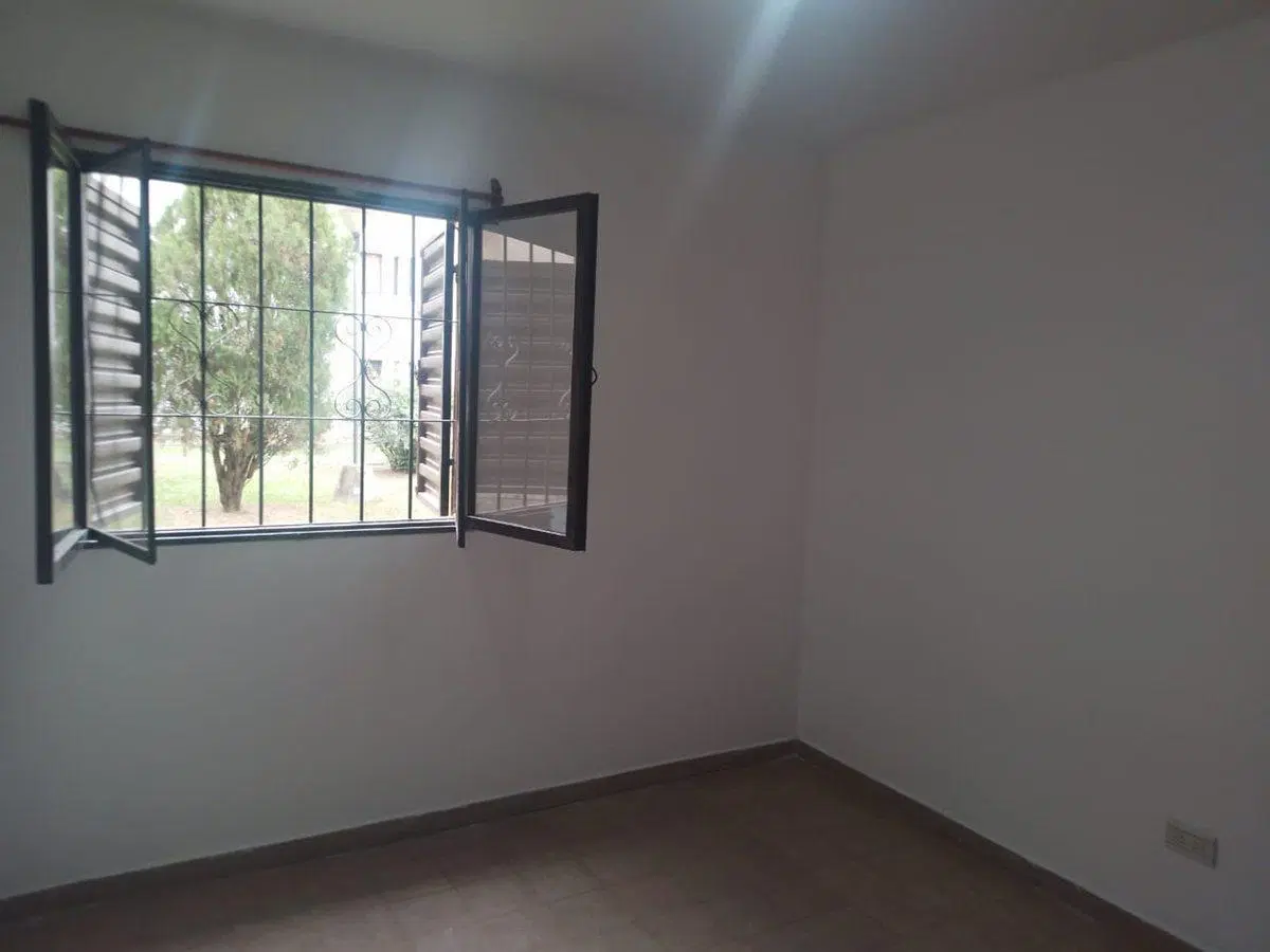 DEPARTAMENTO EN VENTA PARQUE LA VEGA C/ COCHERA 4