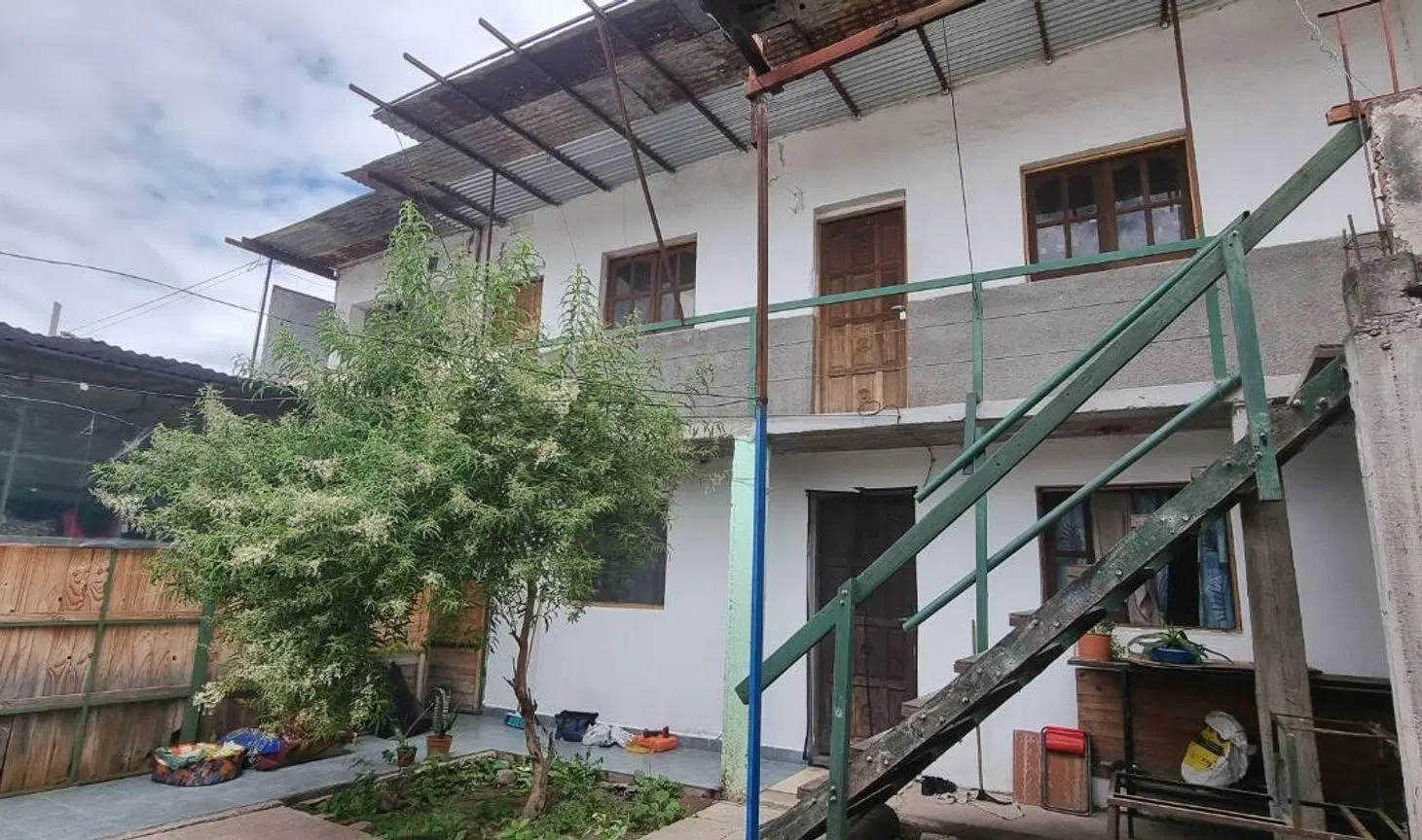 CASA 8 DORM VENTA B UNIVERSITARIO ZONA NORTE SALTA 3