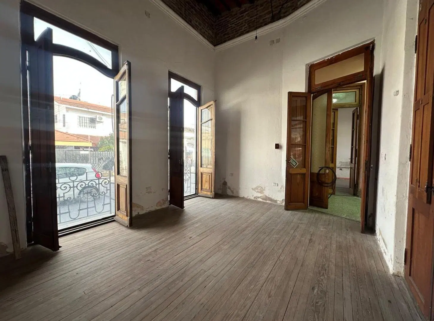 CASA EN VENTA MACROCENTRO 368 MT2 8