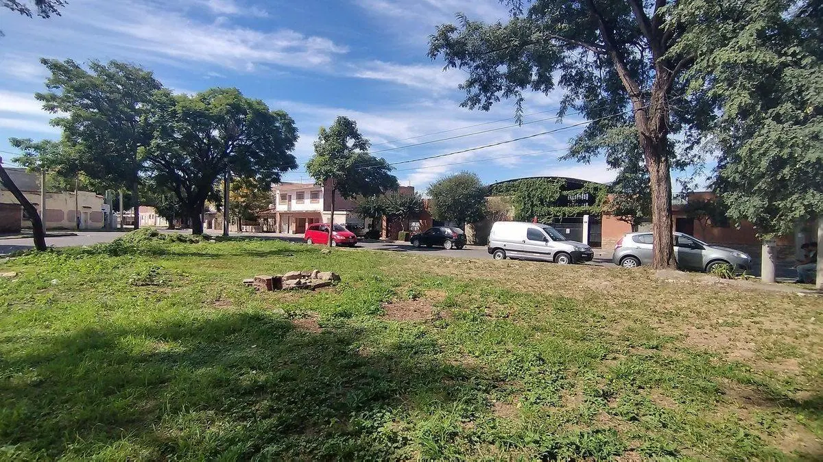 TERRENO EN VENTA EN ESQUINA MACROCENTRO SALTA 4