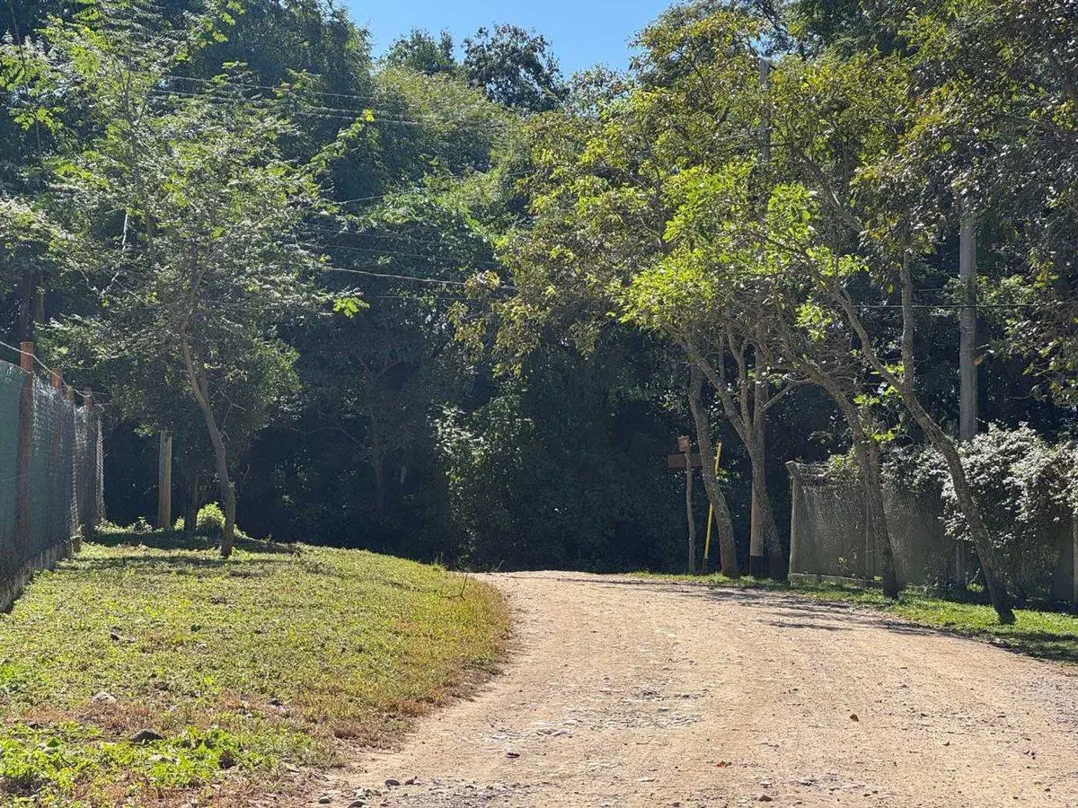TERRENO EN VENTA EN LOS AROMOS VAQUEROS 1067M2 5