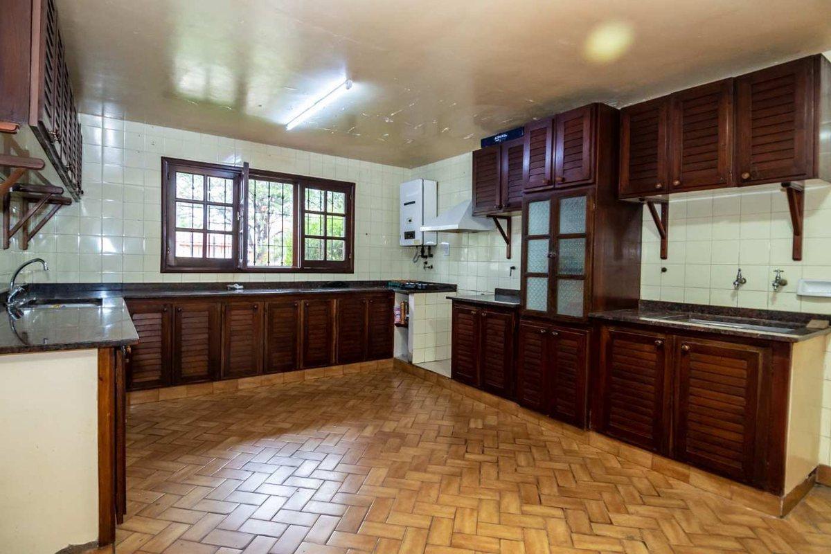 Foto de CASA ALQUILER COMERCIAL AV REYES CATOLICOS, imagen 5