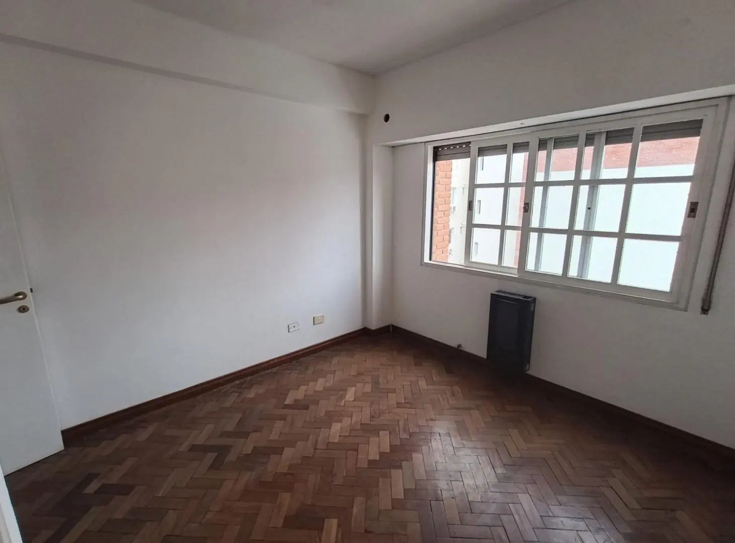 DEPARTAMENTO EN ALQUILER CON COCHERA Y BAULERA 5