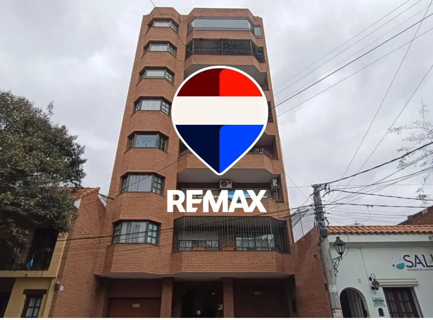 DEPARTAMENTO EN ALQUILER CON COCHERA Y BAULERA 4